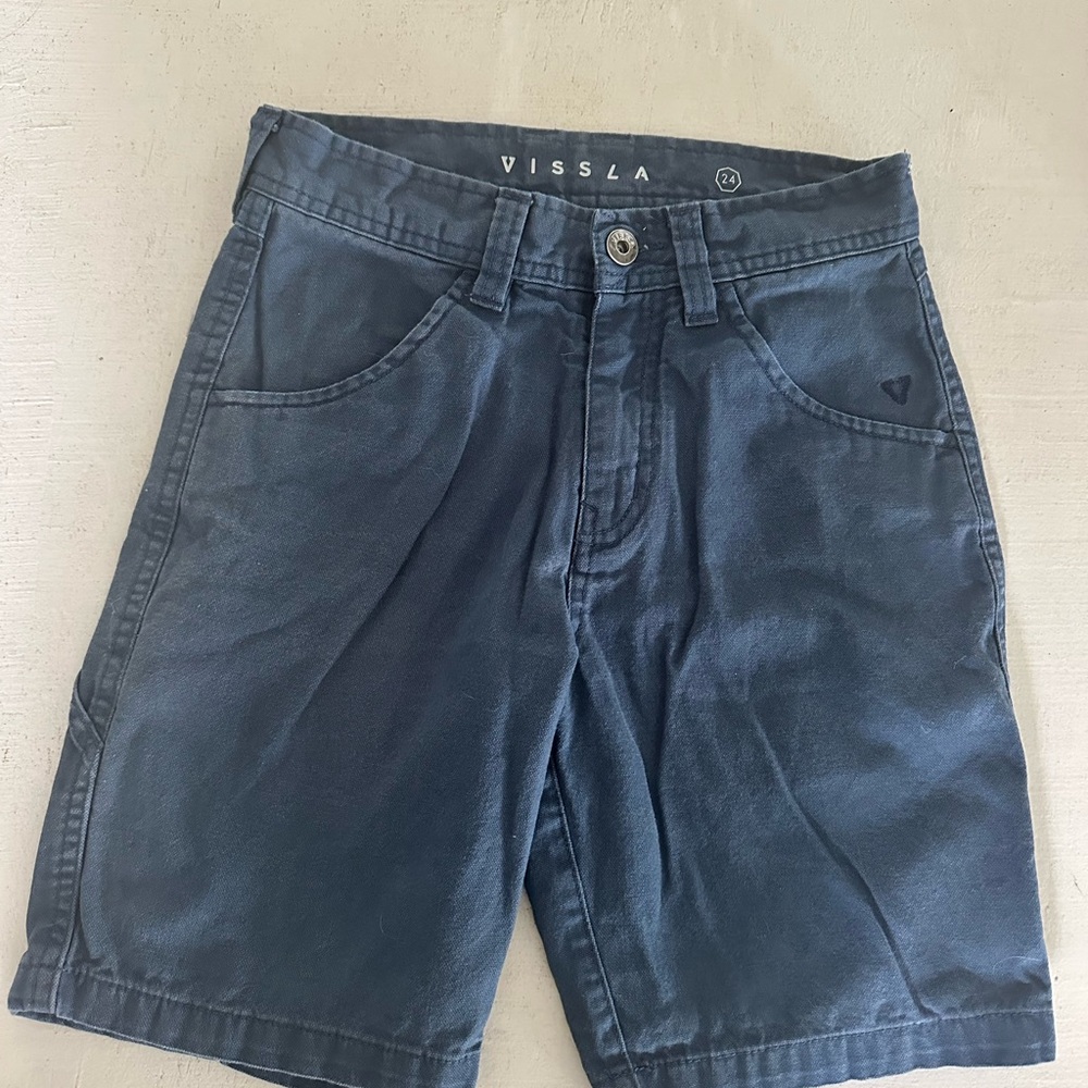 VISSLA boys chino shorts size 24
